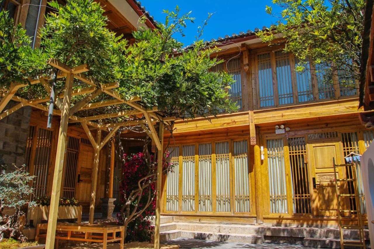 Lijiang Shushi Zhengliu Mujiayuan Hotel Bagian luar foto